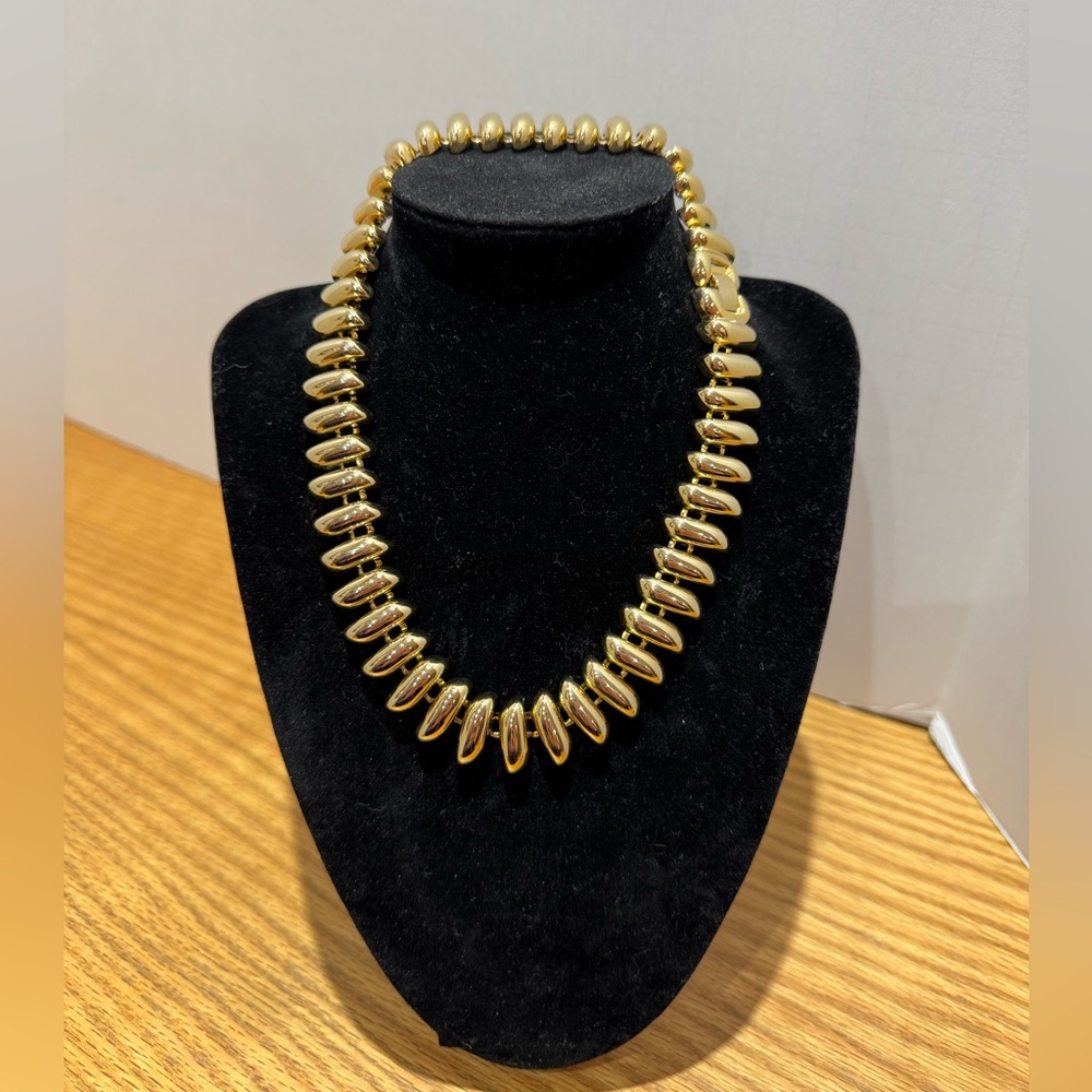 Vintage 1980s gold tone link necklace